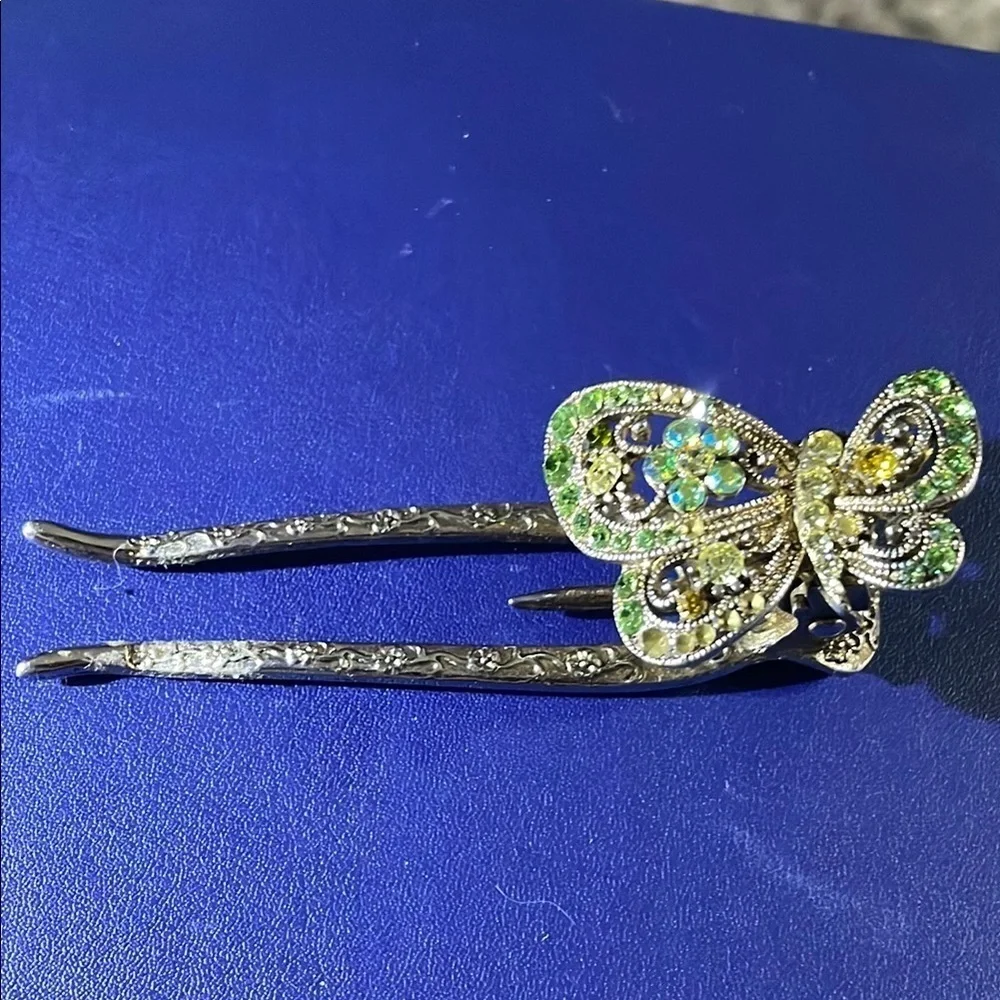 Vintage Wien Victorian butterfly with Australian crystals hair clip